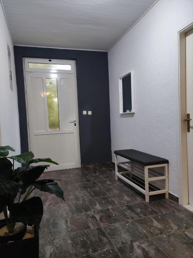 Apartment Cengo Kastela Exterior photo